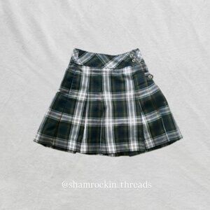 green and white plaid pleated skirts